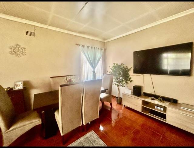3 BEDROOM HOUSE FOR SALE IN VANDERBIJLPARK CW 6
